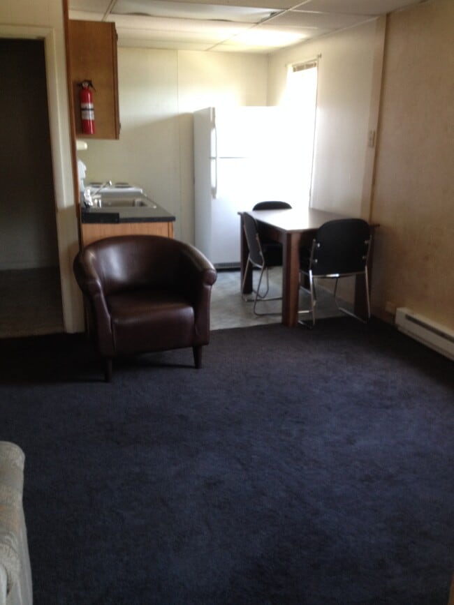 Building Photo - 354 East St