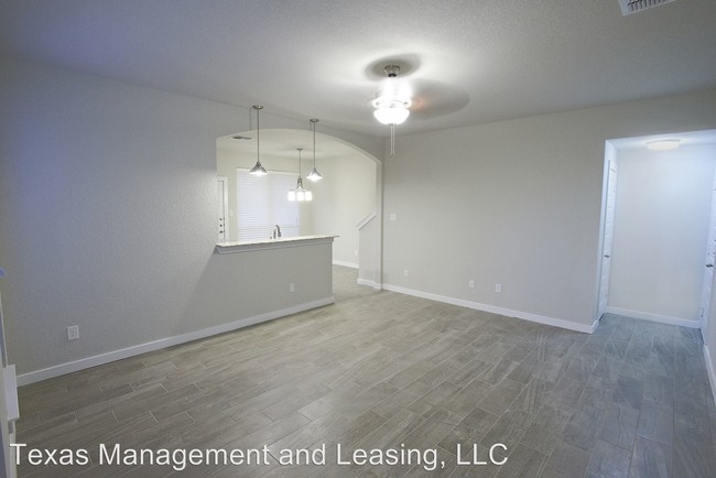 Building Photo - 7122 Faith Way