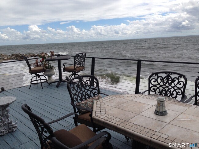 Foto del edificio - 15 Shoreline Dr