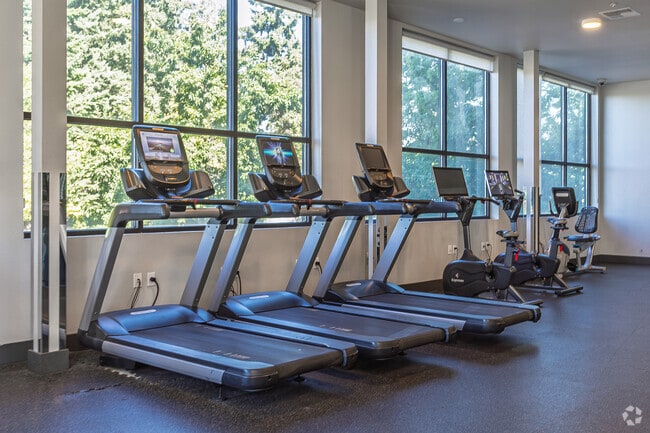 Fitness Center - Waterview Crossing Apartments