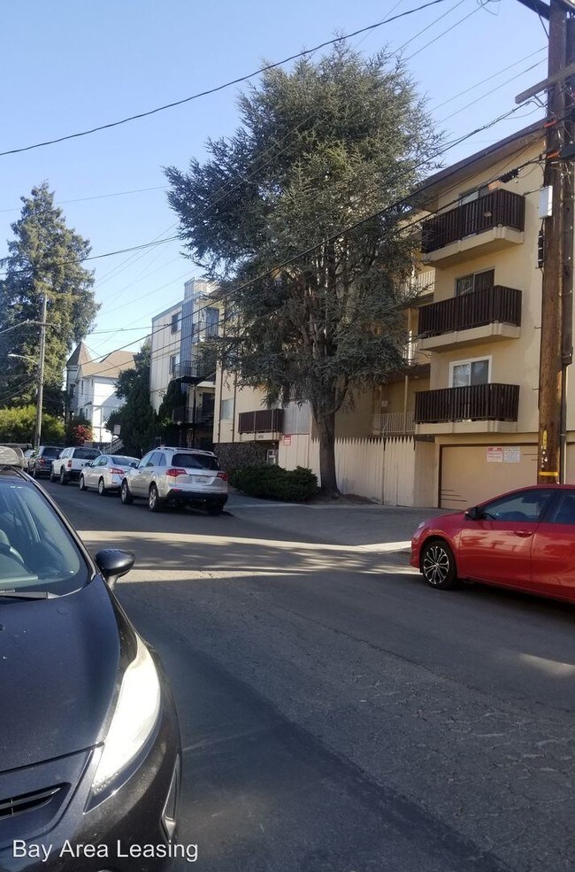 Foto del edificio - 1924 9th Ave