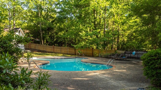 Woodshire Duplexes & Townhomes - Woodshire Duplexes & Townhomes