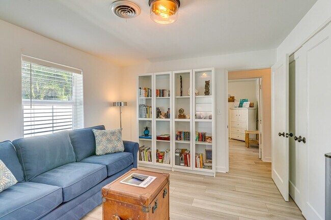 Foto del edificio - 2042 37th Ave