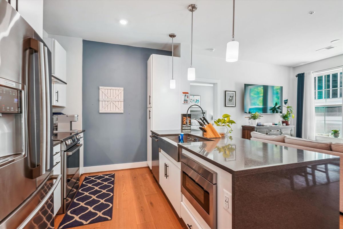 Foto principal - 1411 Key Blvd