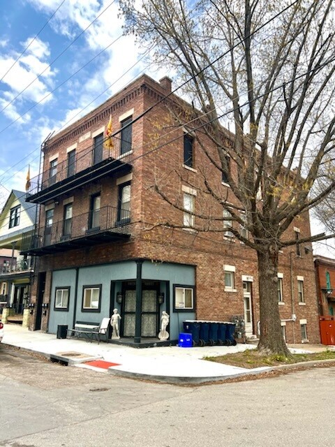 Primary Photo - 1138 Pacific St
