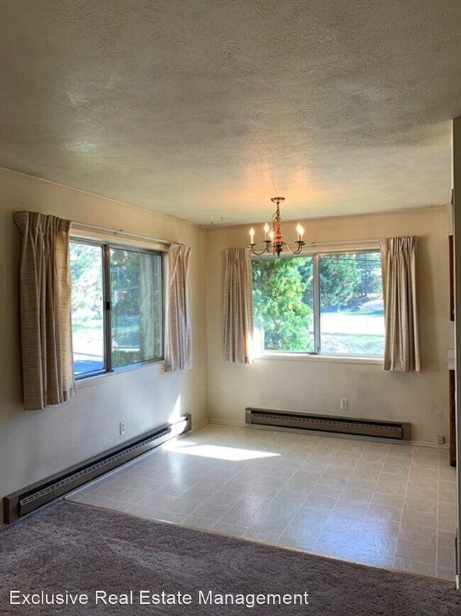 Building Photo - 2 br, 1 bath House - 122 N. Williams Avenue