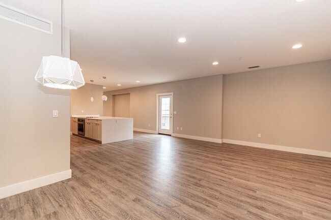 Foto del edificio - 4645 SE 11th Pl