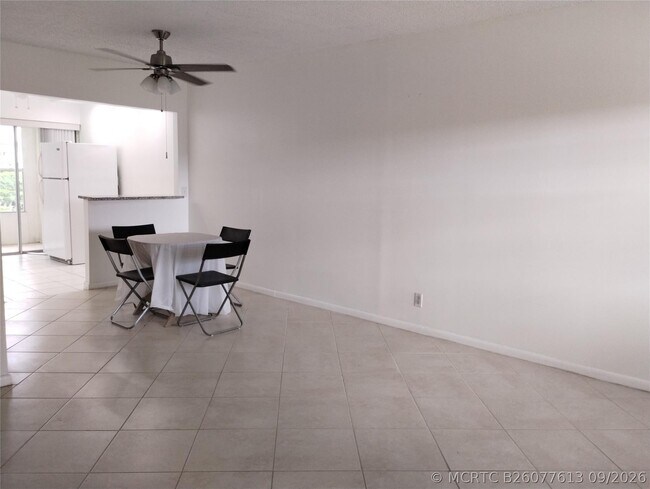 Foto del edificio - 7300 NW 5th Ct