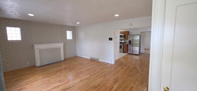 Foto del edificio - 1306 Mt Olive Ave
