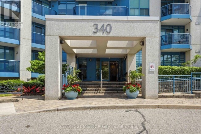 Building Photo - 340 Watson St W