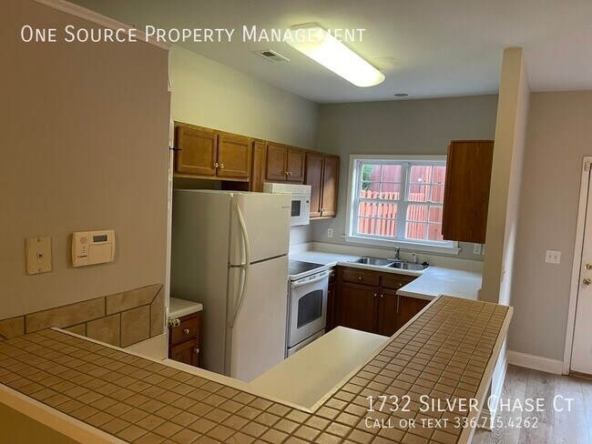 Foto del edificio - 1732 Silver Chase Ct
