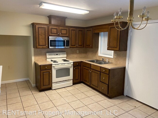 Foto del edificio - 3 br, 2 bath House - 5221 Teresa Street
