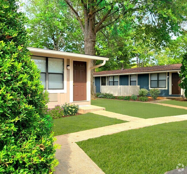 Snacks Guion Creek Apartments for Rent with Hardwood Floors