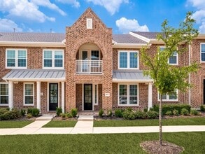 Building Photo - 3657 Dutchess Dr