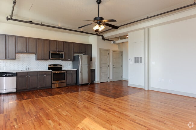 2BR,1BA - Lofts 29
