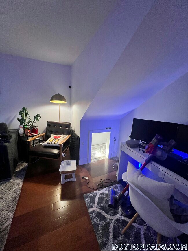 Foto del edificio - 12 Locust St