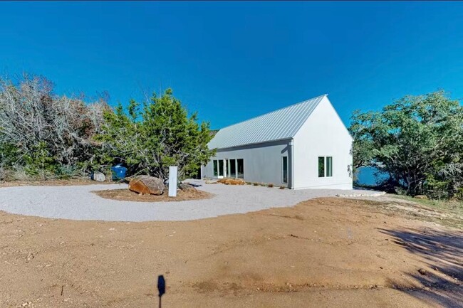 Building Photo - 5747 County Rd 309