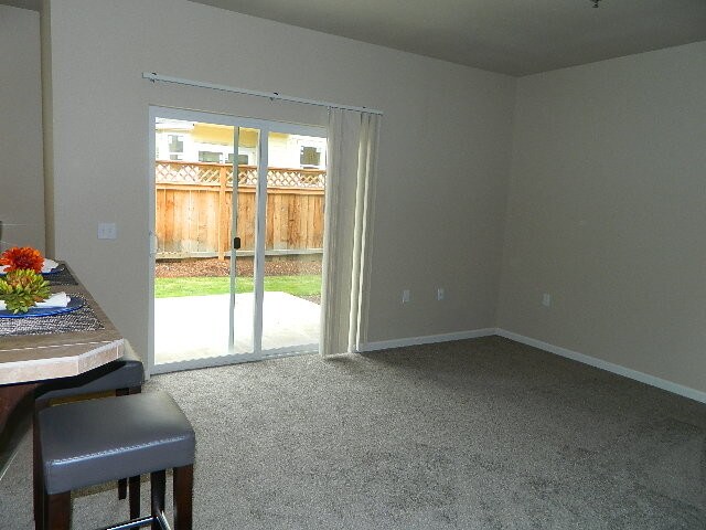 Foto del edificio - 101 NE Brookwood Pkwy
