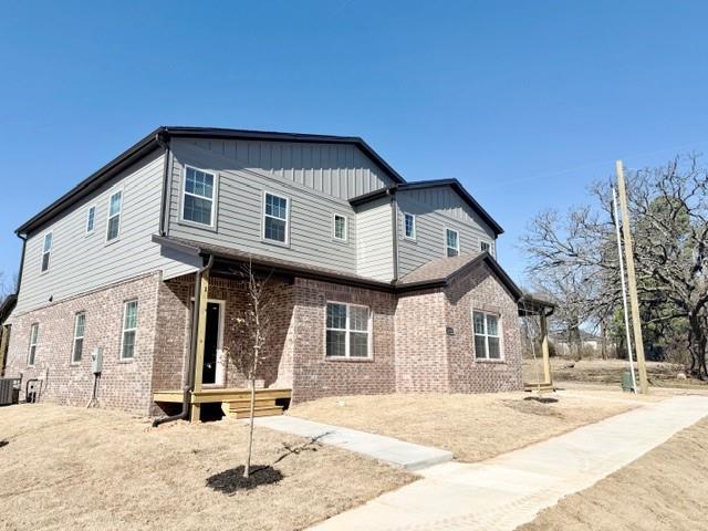 Foto del edificio - 1521 S Duncan Ave