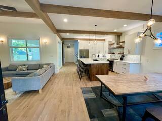 Foto del edificio - 1831 Illinois St