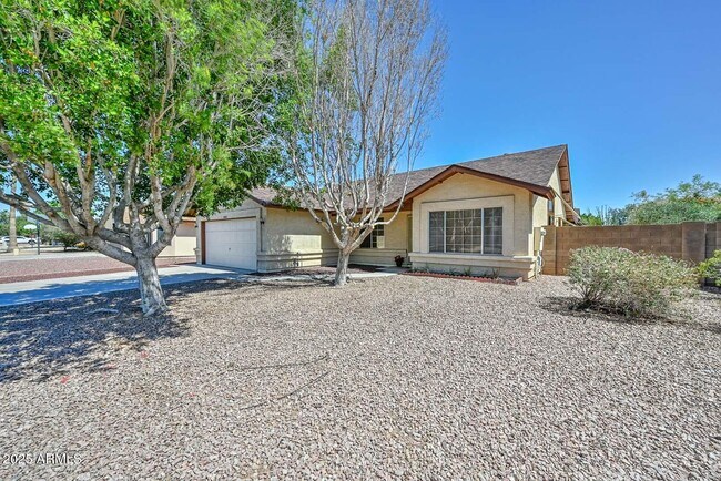 Building Photo - 6623 N 85th Ave