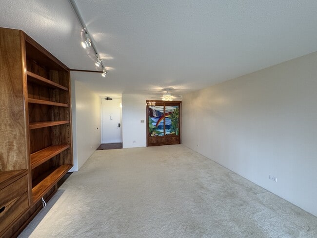 Building Photo - 6770 Hawaii Kai Dr