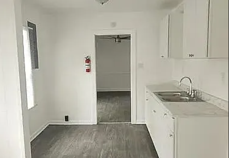 Foto del edificio - 144 Neatherwood Dr