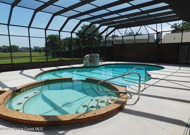 Foto del edificio - 649 Woodbridge Dr