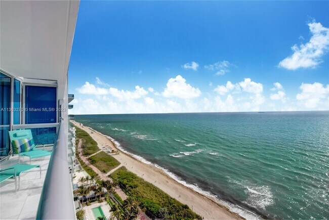 Building Photo - 6899 Collins Ave
