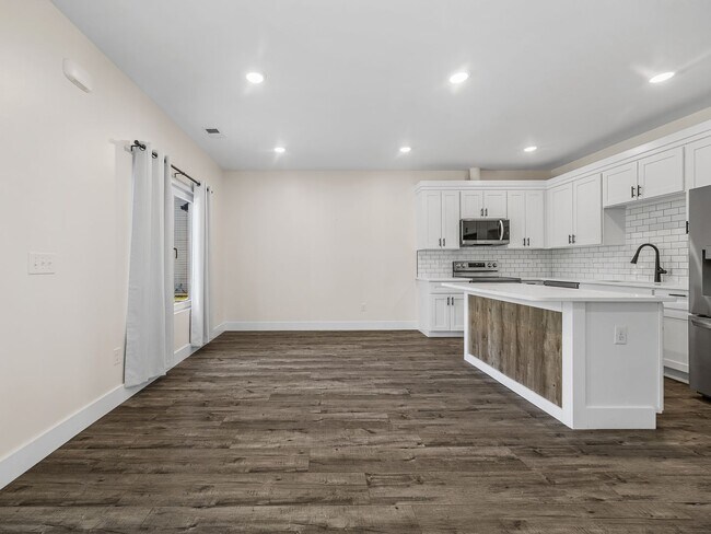Foto del edificio - Charming 3 Bedroom Home in Spartanburg – Modern Upgrades & Stylish Finishes