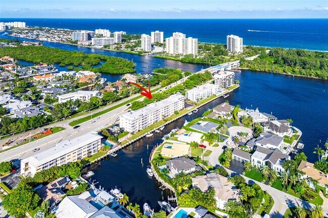 Foto del edificio - 750 NE Spanish River Blvd