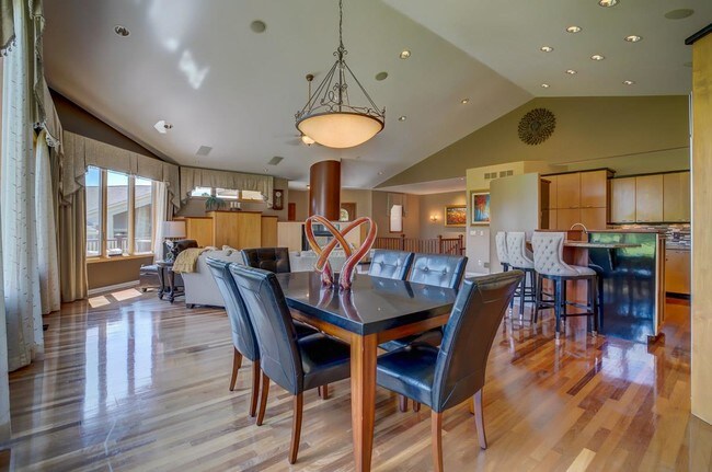 Building Photo - 5006 Mirandy Rose Ct