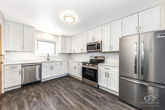 133 W Franklin #3 - 129-133 W Franklin Ave