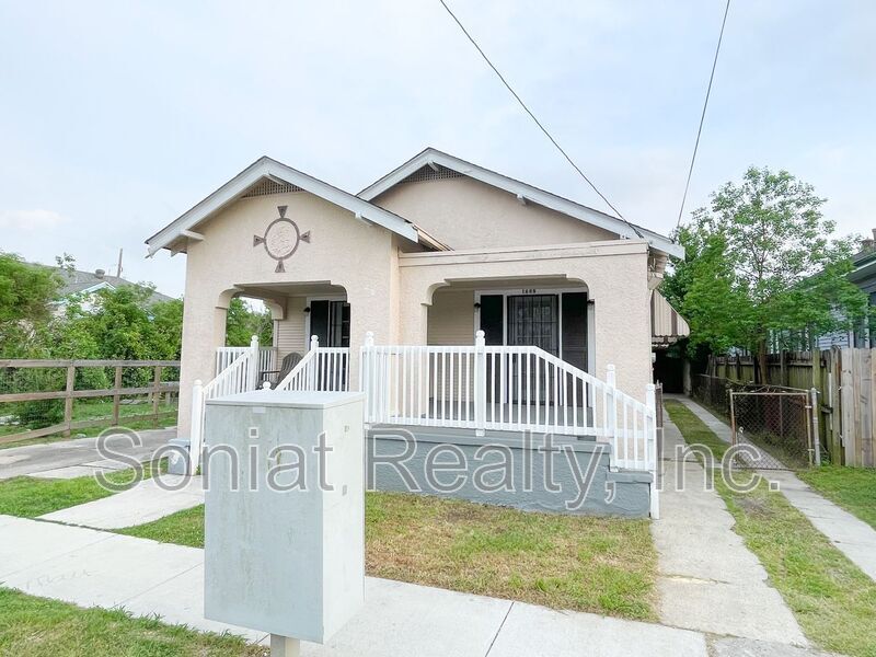 Photo - 1668 Agriculture Street