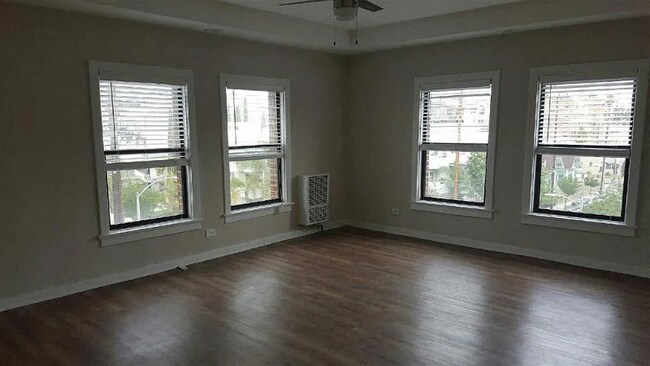 Foto del edificio - 901 S Ardmore Ave