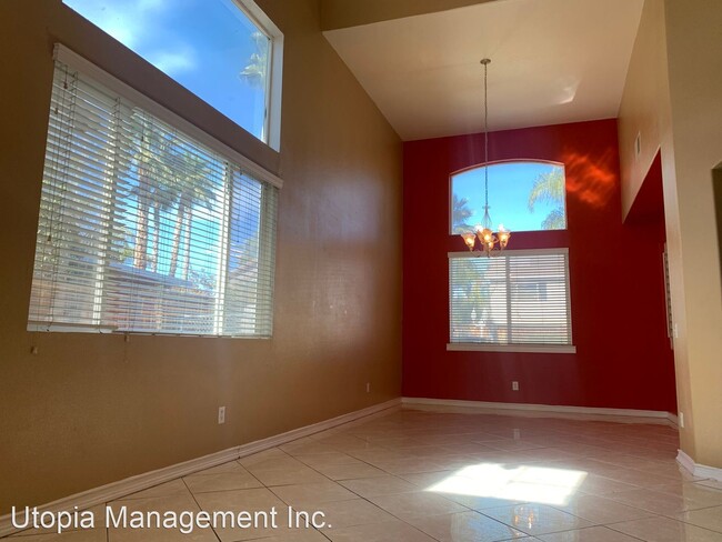 Foto del edificio - 4 br, 2.5 bath House - 5546 Cheryl Street