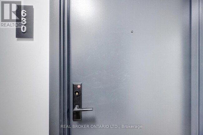 Building Photo - 3009 Novar Rd