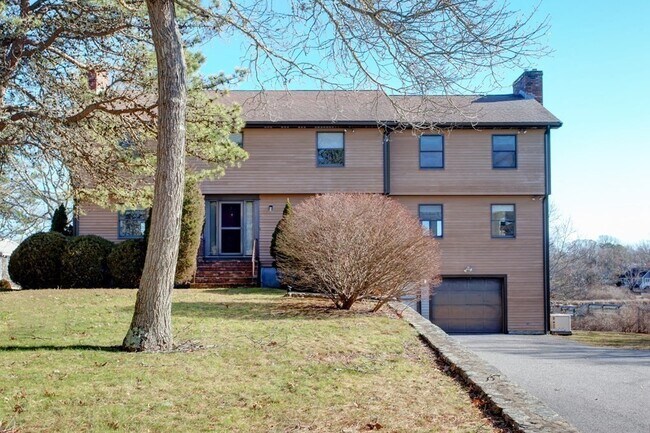 Foto del edificio - 174 Acapesket Rd