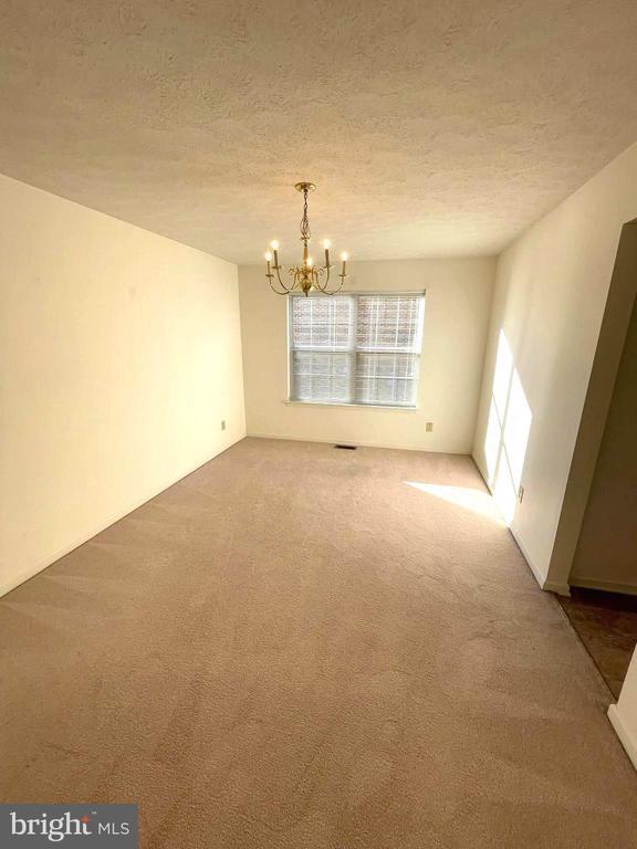 Building Photo - 2086 Cidermill Ln