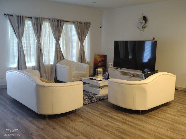 Foto del edificio - 7711 Sleek Flock Ln