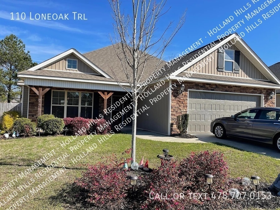 Primary Photo - 110 Loneoak Trl