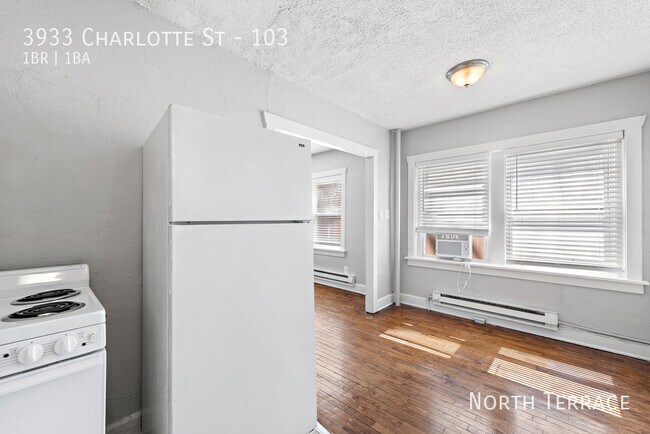 Foto del edificio - 3933 Charlotte St