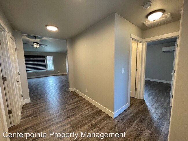Foto del edificio - 3 br, 2 bath House - 425 Brady Lane