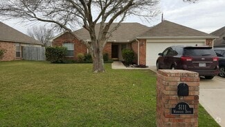 Building Photo - 5111 Warwicke Dr