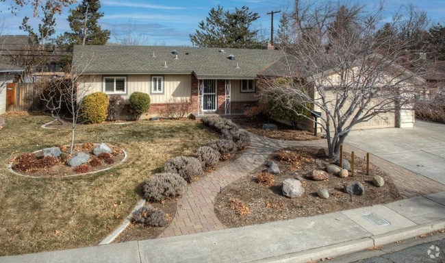 Building Photo - 900 Arleen Way