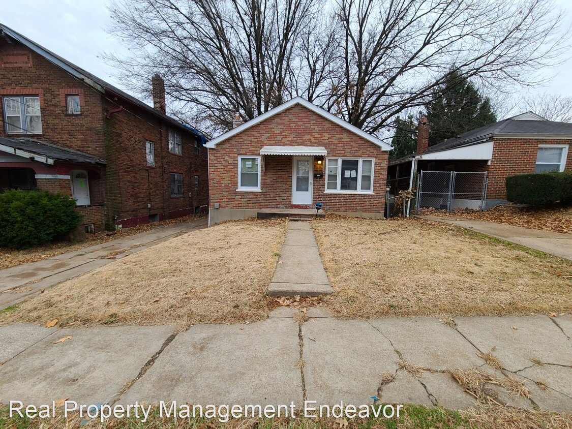 2 br, 1 bath House 6232 Stillwell Dr House for Rent in Normandy, MO