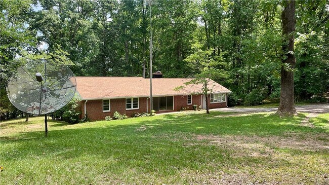 Building Photo - 2877 Winder Hwy