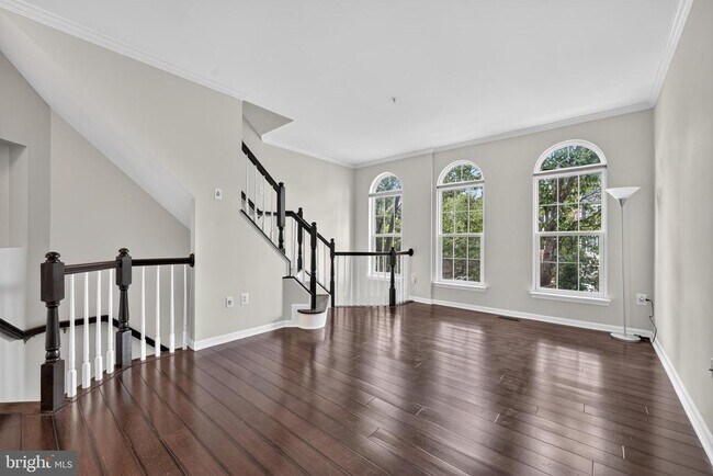 Foto del edificio - 932 Harrison Cir