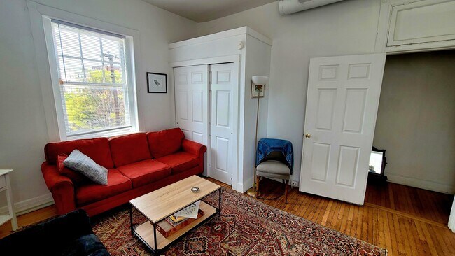Foto del edificio - 421 W Grace St