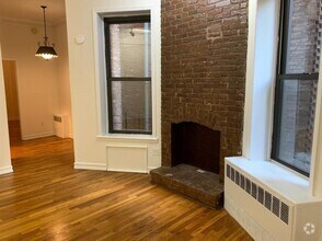 Building Photo - 76 W 85th St